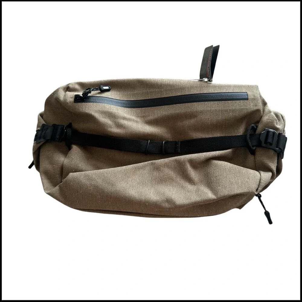 Grand Trunk ATOM Adventure Travel Organizational Module compression packing cube